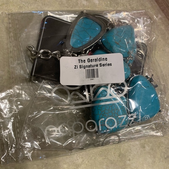 VINTAGE Geraldine Necklace Turquoise - Picture 3 of 4